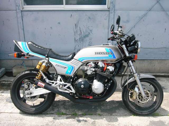 製作車輌P007-CB750FC