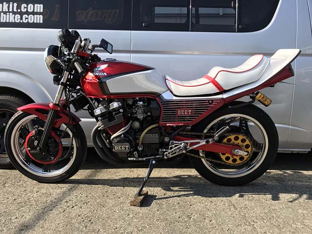 販売車輌S001-国内物CBX400F1型　全景左画像